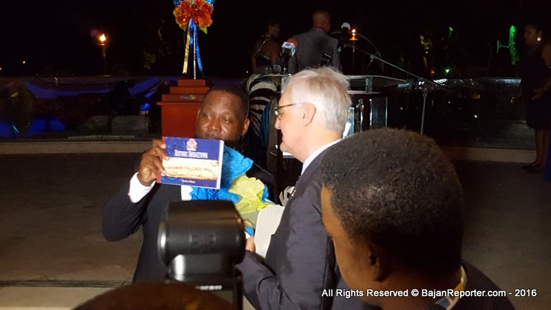 4 2016 06 14 19.34.06