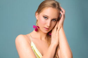 1 NATA1 For <strong>Natalyah</strong>, the goal always remains the same, i.e. to utilize platforms and perform on stages where lovers of Caribbean music, rhythms & culture as well as those beyond those subsets can access and embrace the one of a kind indigenous art forms from the region of her birth.