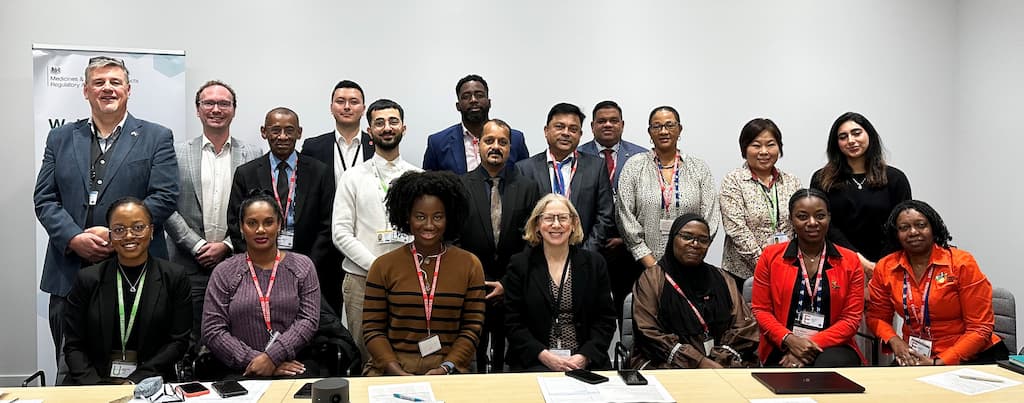 Delegates engaged with world-class organisations including the Medicines and Healthcare products Regulatory Agency (MHRA), the National Institute for Health and Care Excellence (NICE), King’s College London, and the Centre for Innovation in Regulatory Science (CIRS). Key discussions focused on streamlining drug registration, adopting international standards, improving regulatory efficiency, and integrating digital technologies into health systems.